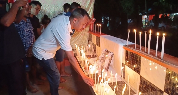 कोकराझार ज़िले के शक्ति आश्रम में जुबिन गर्ग को श्रद्धांजलि, आक्रासू ।