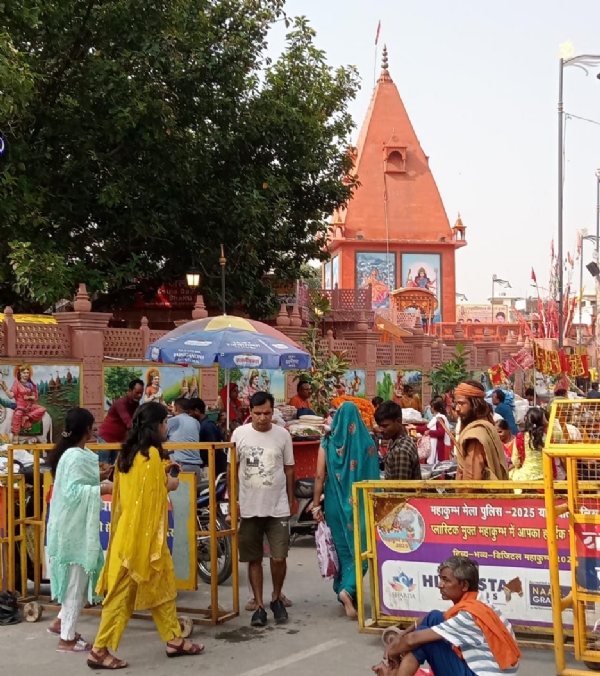 प्रयागराज स्मांथित  आलोप शंकरी मंदिर का छाया चित्र