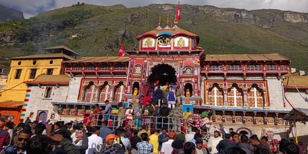 बीकेटीसी इत्यस्य सीईओ अगृह्णात् यात्रा व्यवस्थानां परिशीलनम्