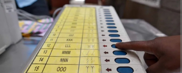 ई वी एम