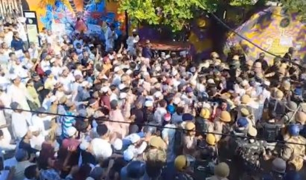 उत्तर प्रदेश के बरेली जिले में बवाल,