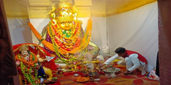 धमतर्यां भक्तेभ्यो रतनपुरस्य महामाया देव्याः दर्शनम्