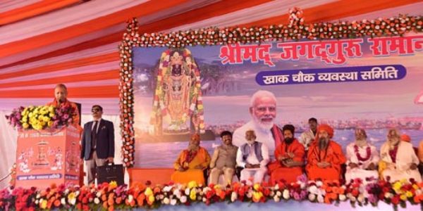 सेकुलरिज्म इत्यस्य प्रातिनिध्यं चालयितॄणां मुखे संश्लिष्टं फेविकोल अथ च टेप इति : मुख्यमंत्री योगी