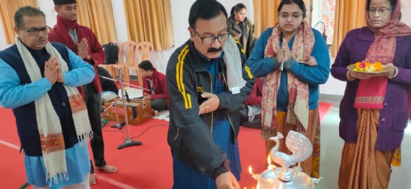 कार्यक्रम में शामिल लोग