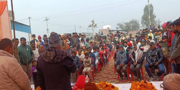 एकताभ्रातृत्वयोः संदेशं ददाति मकर संक्रांतेः उत्सवः - ठाकुर रामवीर सिंहः