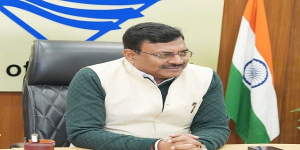 उत्तराखंडे सेबफलस्य अत्यतं सघनं बागवानिनिमित्तं वर्धनं, मुख्य सचिवेन दत्ताः महत्वपूर्णाः निर्देशाः