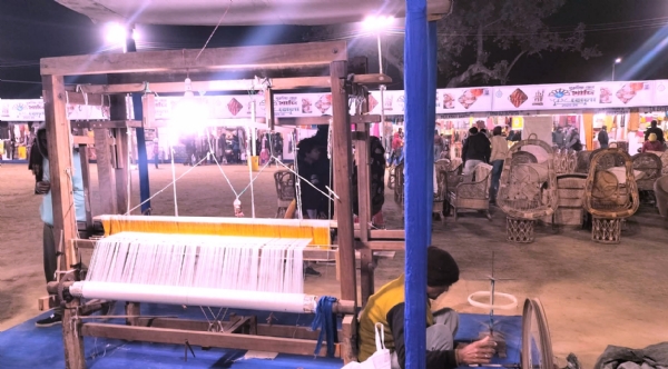 पुरुलिया में चल रहे खादी मेले का विशेष छवि