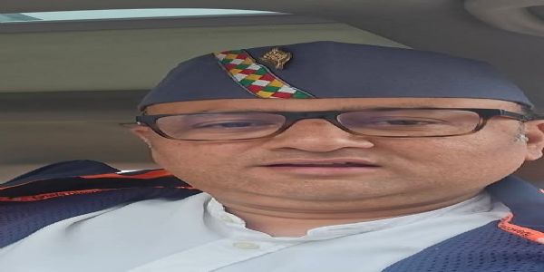 बीएलओ-कार्यकर्तृभिः मतदाता-सूच्याः अवलोकनं क्रियते, स्वनाम अवश्यं सूच्यां परीक्ष्यताम् — विधायकः