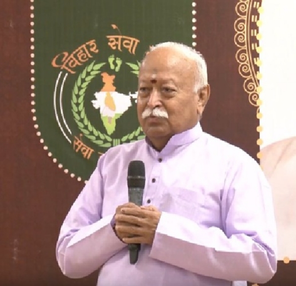 राष्‍ट्रीय स्‍वयंसेवक संघ के सर संघचालक डॉ माेहन भागवत