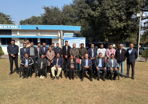 ट्रेन-द-ट्रेनर कार्यक्रम में शामिल लोग