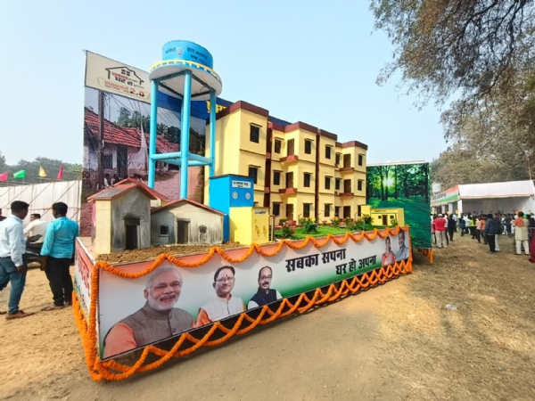 गणतंत्र दिवस समारोह में नगर निगम की झांकी को मिला तीसरा स्थान गणतंत्र दिवस समारोह में नगर निगम की झांकी को मिला तीसरा स्थान