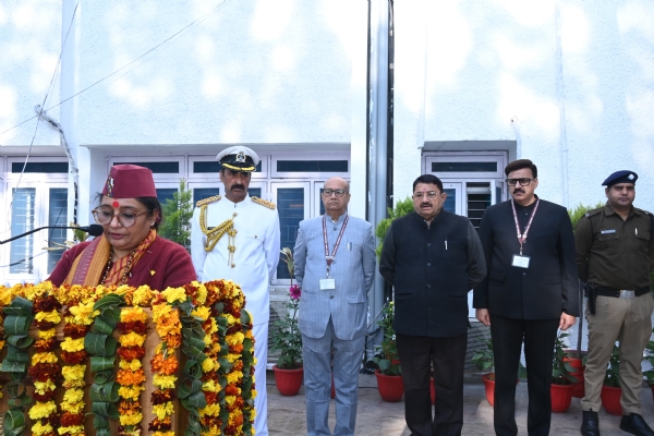 विधानसभा अध्यक्ष गणतंत्र दिवस पर  विधानसभा में कार्यक्रम को संबोधित करते हुए।