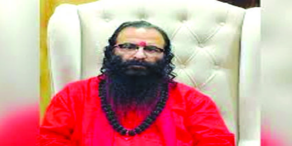 अखाड़ा परिषद् प्रयागराज माघ मेलायां महात्मभिः सह अभद्रताकर्तृषु अधिकारिषु कार्यवाही याचिता