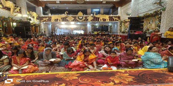 श्रद्धालवः श्री–खाटू–श्यामस्य भजनेन आनन्दिता: अभवन्