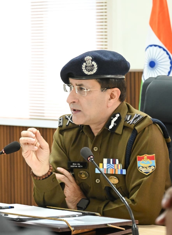 पुलिस महानिदेशक दीपम सेठ