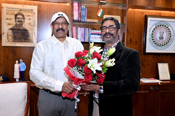 मुख्यमंत्री और केबीसी विजेता