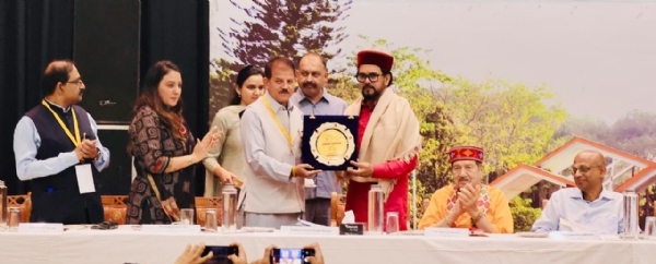 शिक्षा महाकुंभ के अंतिम दिन सांसद अनुराग ठाकुर। शिक्षा महाकुंभ के अंतिम दिन सांसद अनुराग ठाकुर।