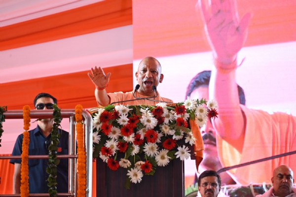 गोरखपुर-फैजाबाद खंड से भाजपा प्रत्याशी ध्रुव त्रिपाठी के पक्ष में ‘शिक्षक मतदाता संवाद’ कार्यक्रम को संबोधित किया सीएम योगी आदित्यनाथ ने* गोरखपुर-फैजाबाद खंड से भाजपा प्रत्याशी ध्रुव त्रिपाठी के पक्ष में ‘शिक्षक मतदाता संवाद’ कार्यक्रम को संबोधित किया सीएम योगी आदित्यनाथ ने*