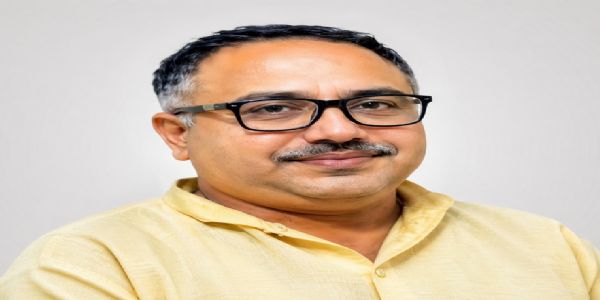 भारतस्य आकाशे कस्य अधिकारः؟