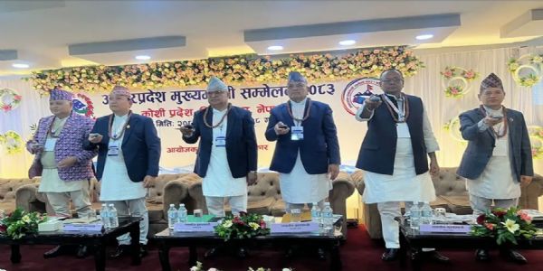 नेपालम् - अधिकाराणाम् अप्रदानेन प्रदेशसर्वकाराः दुर्बलाः, सङ्घीयसर्वकारस्य कार्यशैल्यां मुख्यमन्त्रिणां रोषः