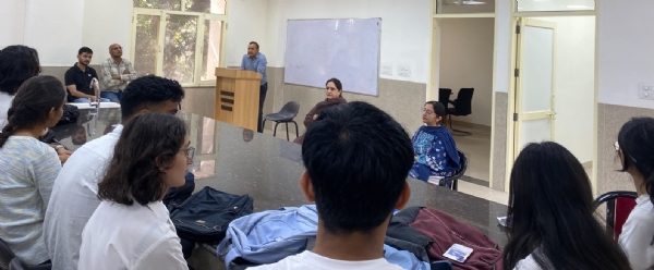 ‘मनोदर्पण’ सेल की पहल, करीब 20 विद्यार्थियों ने विशेषज्ञ से लिया परामर्श ‘मनोदर्पण’ सेल की पहल, करीब 20 विद्यार्थियों ने विशेषज्ञ से लिया परामर्श