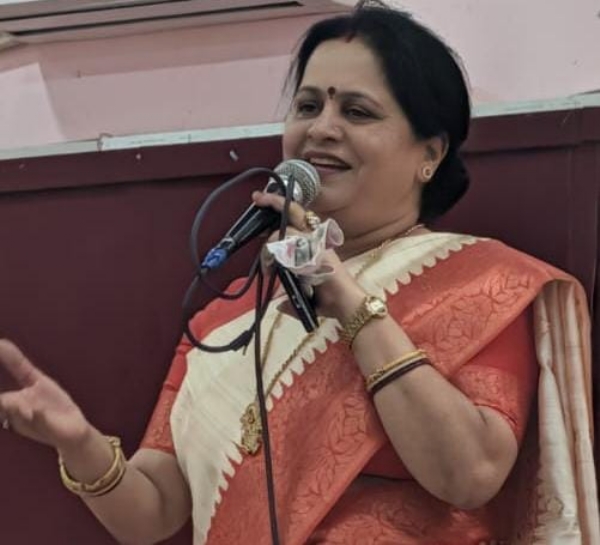 आर्यकन्या डिग्री कालेज की प्रो.रंजना त्रिपाठी का छाया चित्र आर्यकन्या डिग्री कालेज की प्रो.रंजना त्रिपाठी का छाया चित्र
