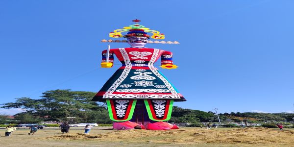 दशहरामहोत्सवस्य धूमधामः, परेडमैदाने १८१ पादमितः उच्चः रावणः दग्धः भविष्यति, राज्यपालः मुख्यमन्त्री च प्रदेशवासिभ्यः विजयदशम्याः शुभकामनाः प्रदत्तवन्तौ।