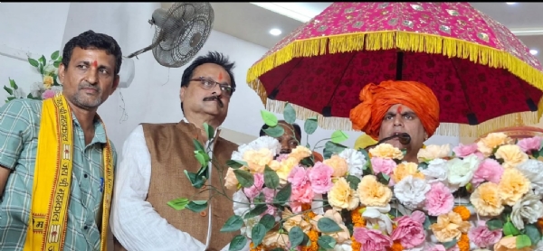 प्रयागराज के केपी कम्यूनिटी सेंटर में आयोजित हिंदू सम्मान समारोह से संबंधित छाया चित्र प्रयागराज के केपी कम्यूनिटी सेंटर में आयोजित हिंदू सम्मान समारोह से संबंधित छाया चित्र