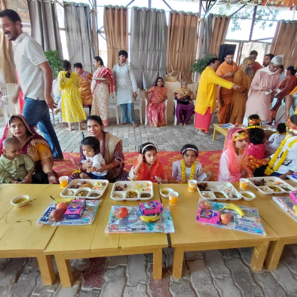 18 कन्याओं का पूजन राम मंदिर