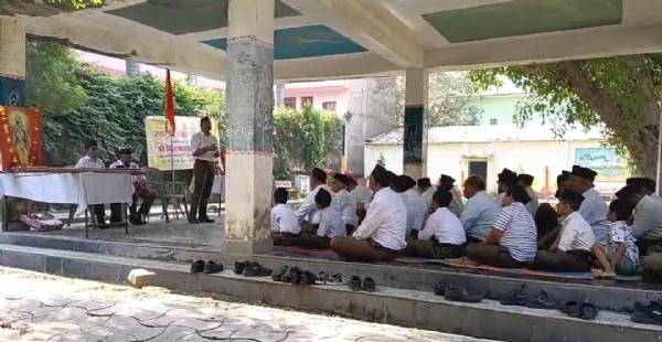 विजयादशमी पर्व मनाते स्वयंसेवक