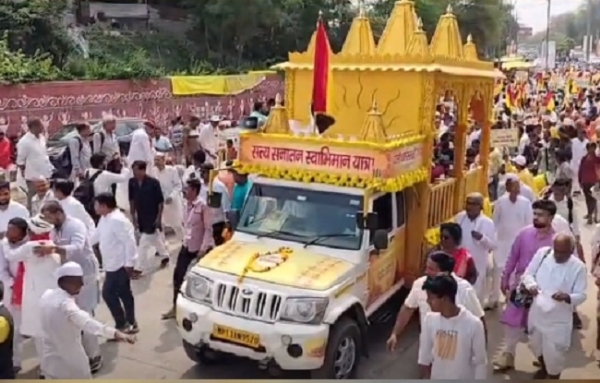 दिग्विजय सिंह की ‘सत्य सनातन स्वाभिमान यात्रा’ में शामिल रथ