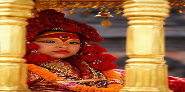 काठमाण्डूनगरस्य जीवितदेवीकुमार्या तलेजुभवानीदेव्याः दर्शनं कृतम्