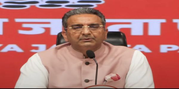 भाजपादलस्य राहुलगान्धी-वर्यस्य उपरि कठोरम् आक्रमणम्, अन्ताराष्ट्रियजालजालैः सह 'शासनपरिवर्तनम्' सम्बद्धम् इति प्रश्नाः