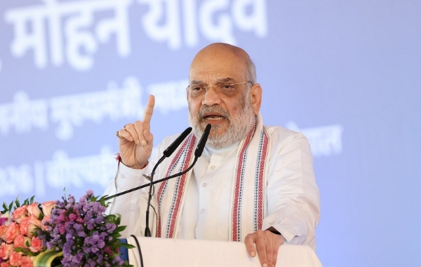 भोपाल में राज्य स्तरीय गोपालक सम्मेलन को संबोधित करते हुए केन्द्रीय मंत्री अमित शाह भोपाल में राज्य स्तरीय गोपालक सम्मेलन को संबोधित करते हुए केन्द्रीय मंत्री अमित शाह