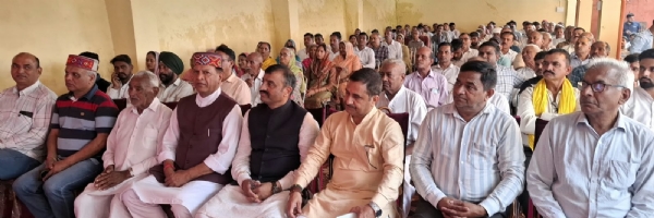 नाहन के बर्मा पापड़ी में विकसित भारत संकल्प सेवा ज्योति यात्रा का आयोजन नाहन के बर्मा पापड़ी में विकसित भारत संकल्प सेवा ज्योति यात्रा का आयोजन