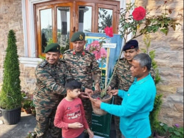 खड़गपुर में ‘ऑपरेशन सिंदूर’ नाम से गुलाब