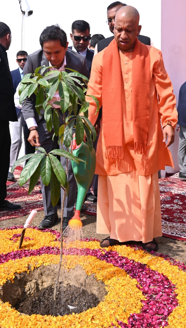 कृतज्ञता ज्ञापित करना भारतीय संस्कृति का अभिन्न अंग: सीएम योगी*