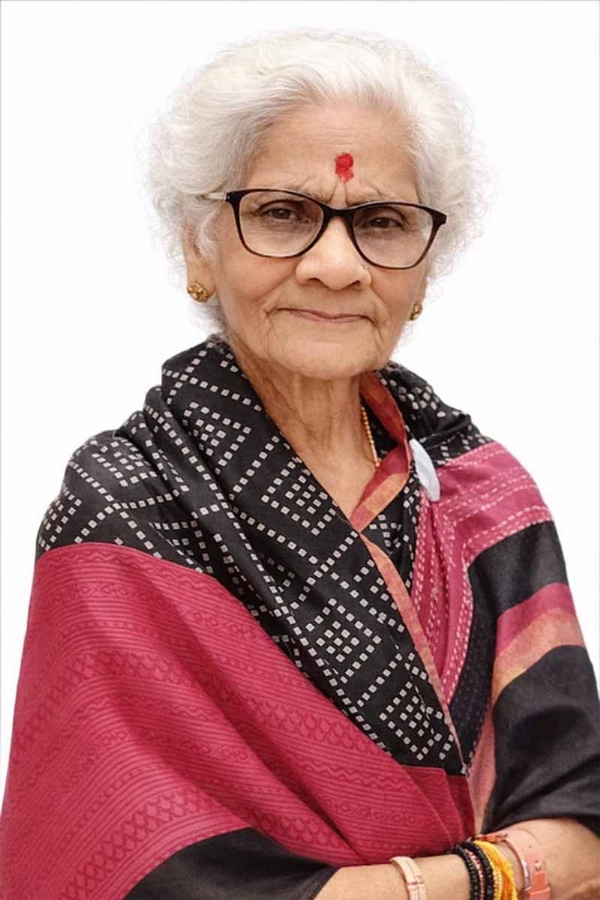 रमेश सिन्हा की माता कुसुम सिन्हा