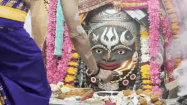 उज्जैन में 44 घंटे खुला रहेगा दरबार उज्जैन में 44 घंटे खुला रहेगा दरबार