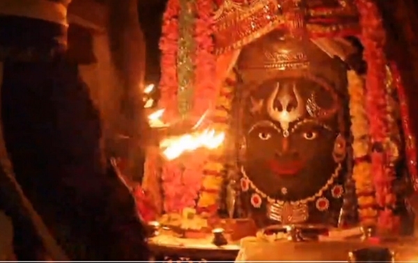 महाकाल मंदिर में भस्म आरती की तस्वीर