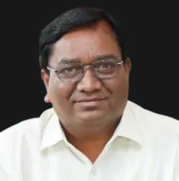 कमिश्नर बस्तर डोमन सिंह