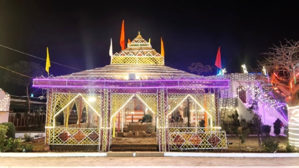 भीलवाड़ा में 8 दिन चलेगा सनातन मंगल महोत्सव तीन ब्रह्मचारियों का दीक्षा-दान, संतों–वीआईपी का महासमागम भीलवाड़ा में 8 दिन चलेगा सनातन मंगल महोत्सव तीन ब्रह्मचारियों का दीक्षा-दान, संतों–वीआईपी का महासमागम