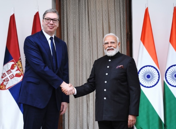 सर्बिया के राष्ट्रपति एलेक्जेंडर वुसिक से द्विपक्षीय वार्ता करते प्रधानमंत्री मोदी