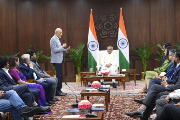 उप राष्ट्रपति और वैश्वक टेक सीईओ