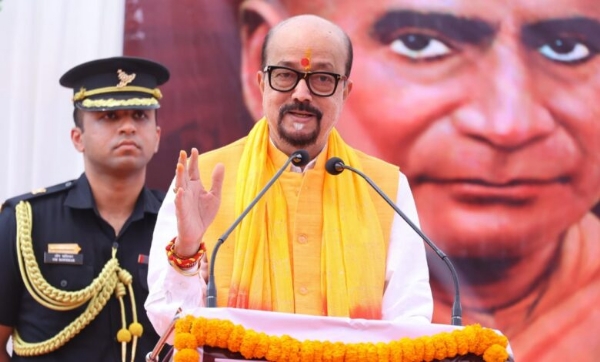 राज्यपाल आर्य गुरुकुल आश्रम तुरंगा में