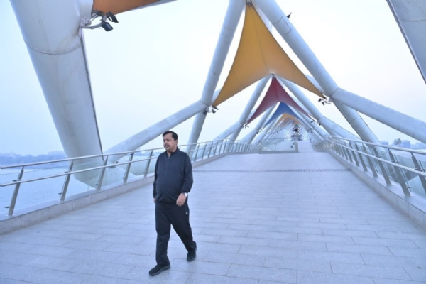 युवाओं के साथ ‘चाय पे चर्चा’