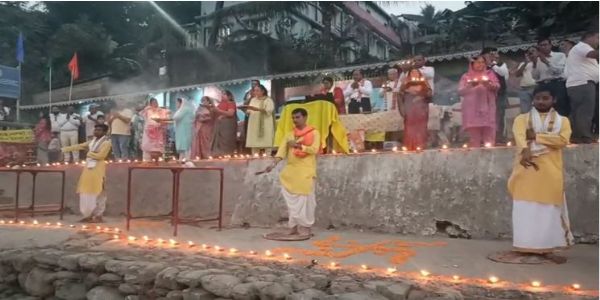 द्वीप उत्सवस्य गंगा-आरत्याः च आयोजनम्