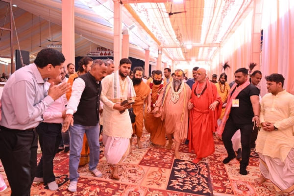 भीलवाड़ा बना वृन्दावन, अखण्ड हरिनाम संकीर्तन से गूंजा हरि शेवा उदासीन आश्रम भीलवाड़ा बना वृन्दावन, अखण्ड हरिनाम संकीर्तन से गूंजा हरि शेवा उदासीन आश्रम