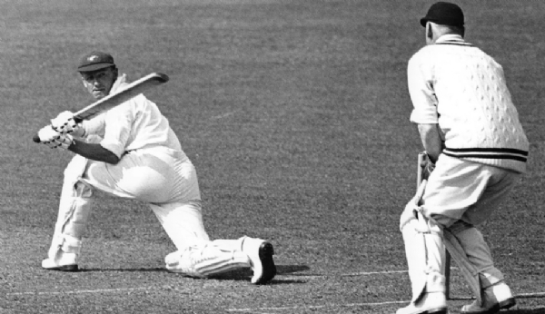 सर डॉन ब्रैडमैन की आज पुण्यतिथि है। फोटो - इंटरनेट मीडिया सर डॉन ब्रैडमैन की आज पुण्यतिथि है। फोटो - इंटरनेट मीडिया