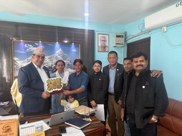 नेपाल कोशी सीएम के साथ पूर्णिया टिम नेपाल कोशी सीएम के साथ पूर्णिया टिम